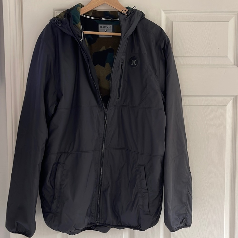 Hurley Men's All City Stealth Bomber Jacket in Size XL Black / CAMO lining
